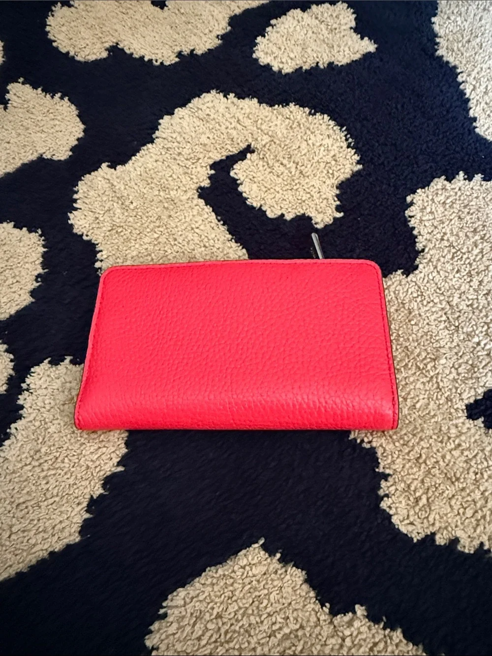 kate spade Red Pebbled Leather Zip Card Holder with Gold Logo